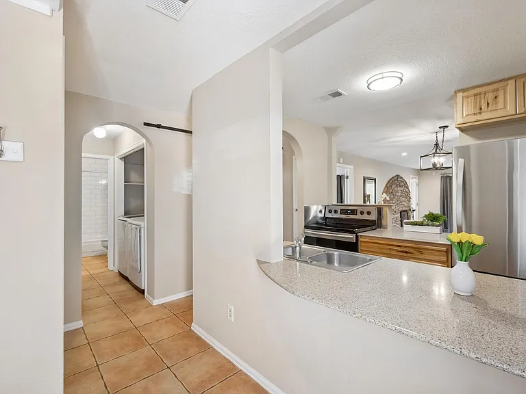 715 Arapahoe Ave #2A — Photo 2