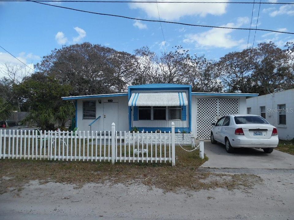 1st image of 1714 Holiday Dr