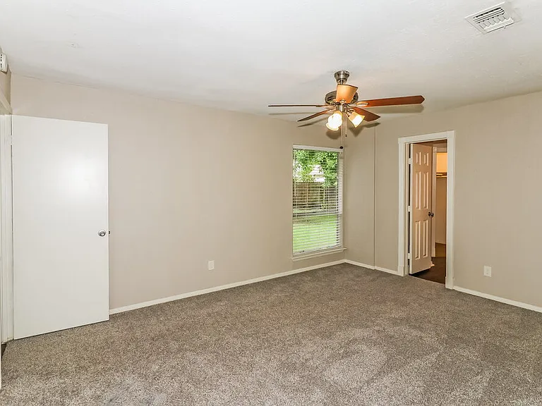 3002 Sherborne St — Photo 9