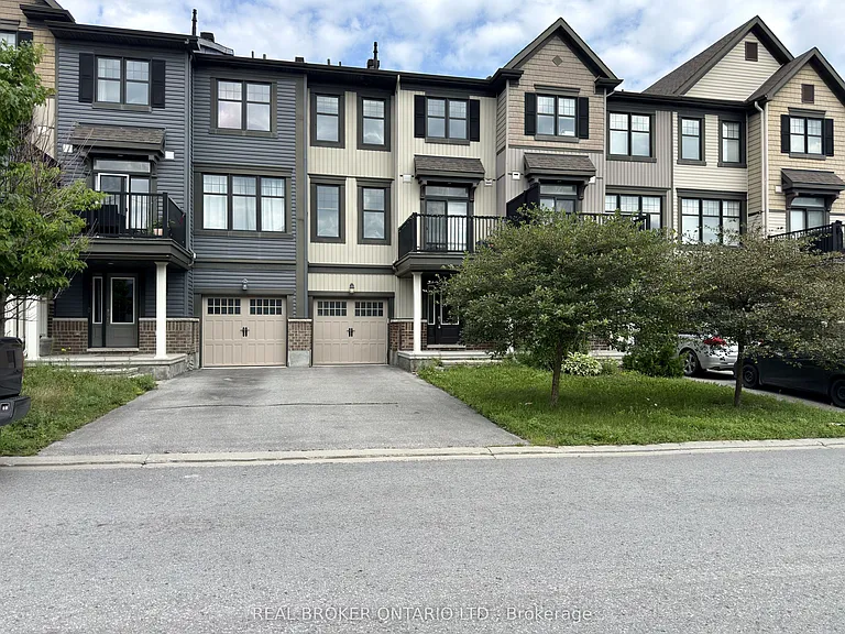 66 Fallengale Cres — Photo 1