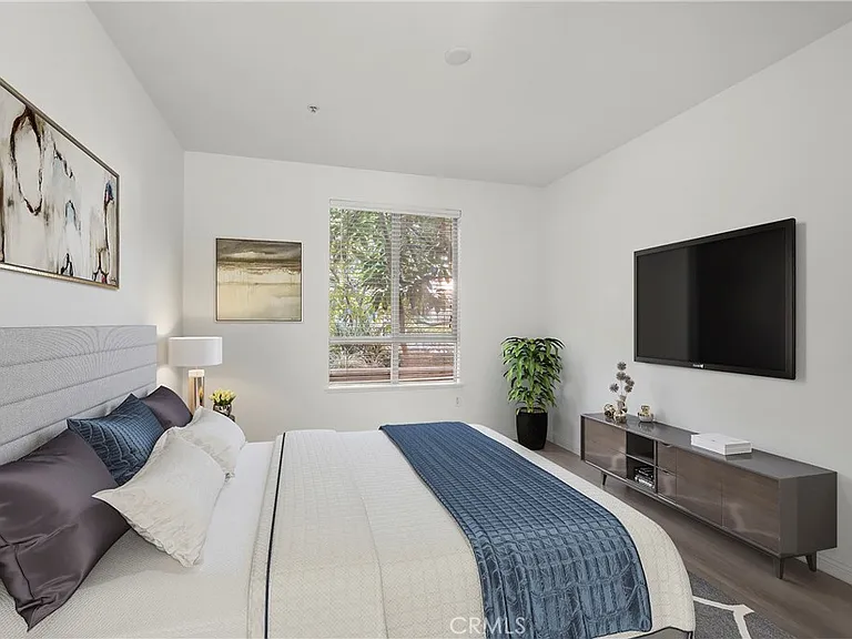 100 S Alameda #159 — Photo 3