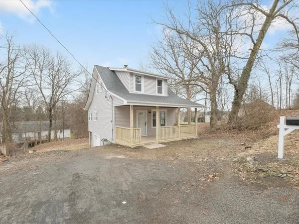 202 Maiden Lane, Maybrook, NY 12543