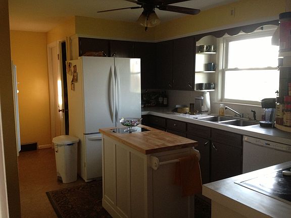 3rd image of 1345 Beechdale Dr