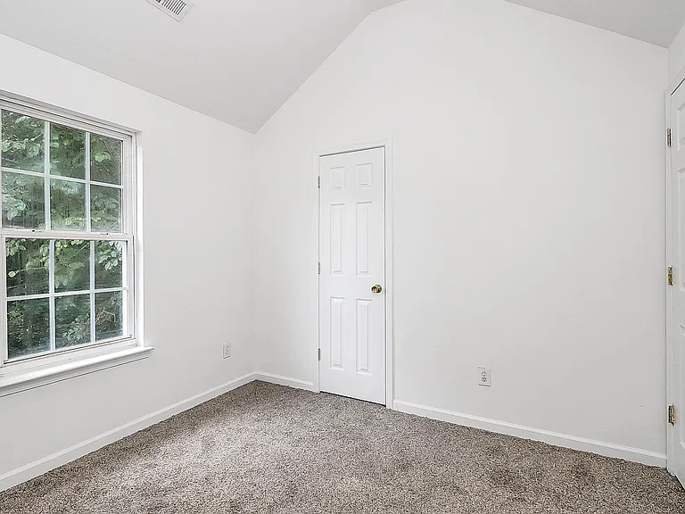 1215 McAllister Dr — Photo 29