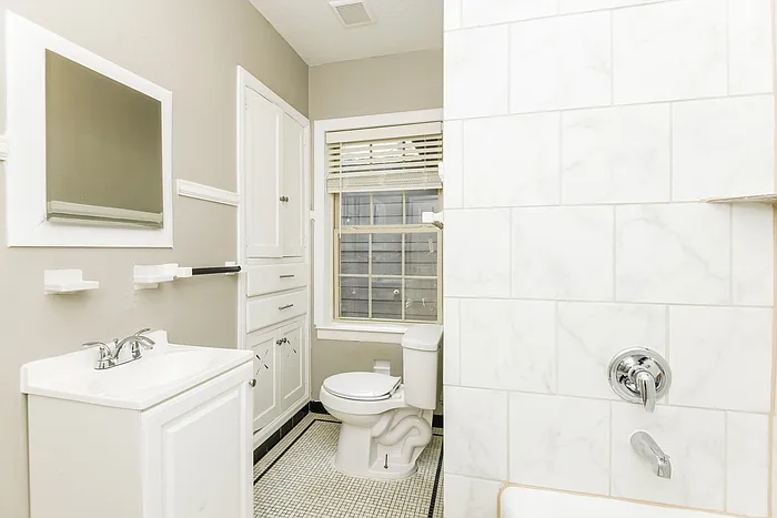 4700 Normandy Rd — Photo 11
