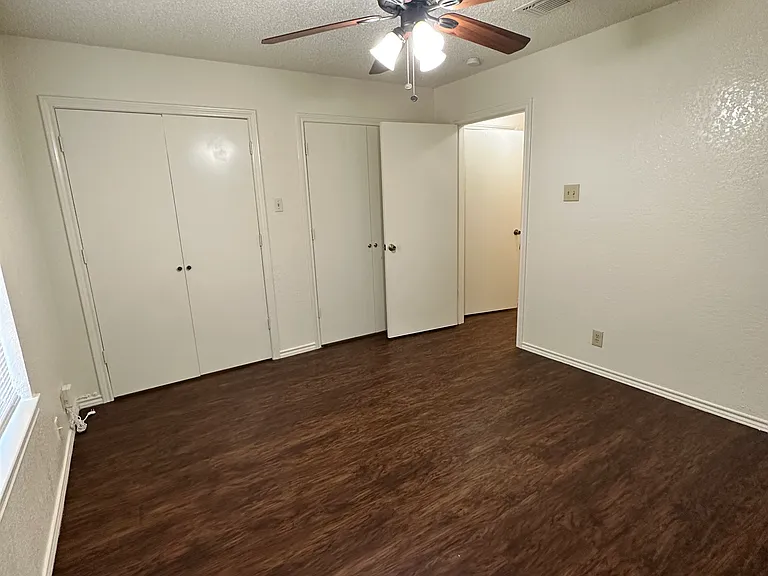 924 W Chestnut St #3 — Photo 10