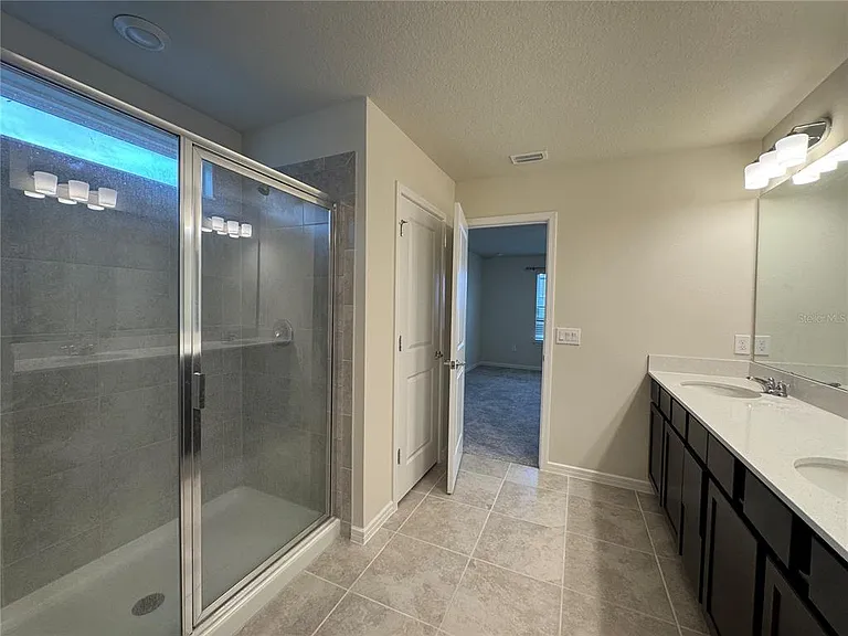 2102 Charming Ave — Photo 22