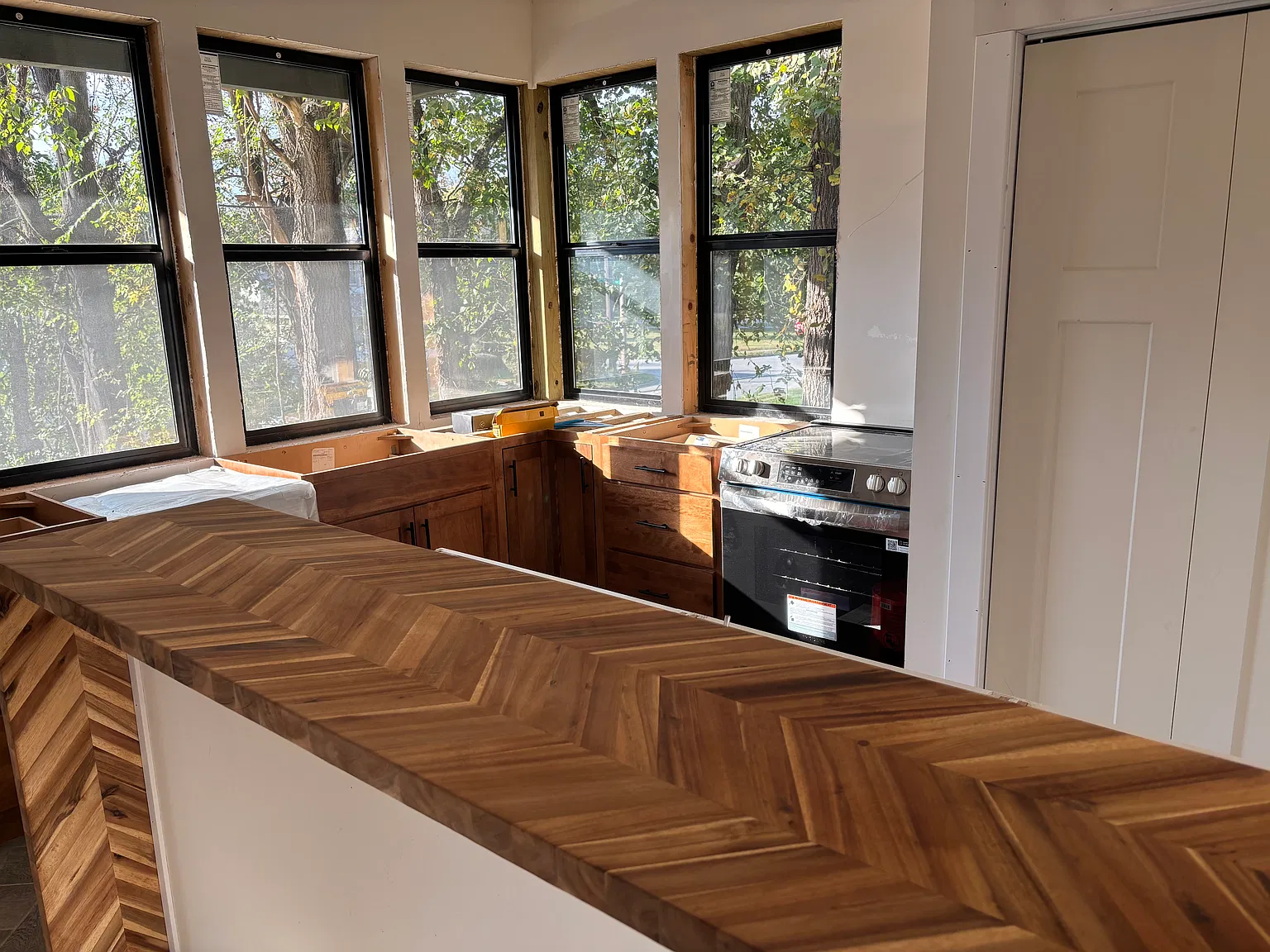 2 bed, 850 sqft, $1,700 — Photo 4