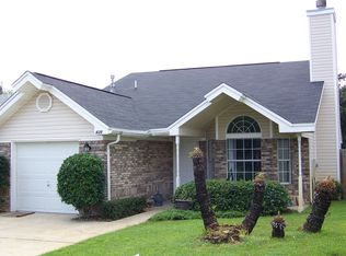 426 Bristol Cv, Mary Esther, FL 32569