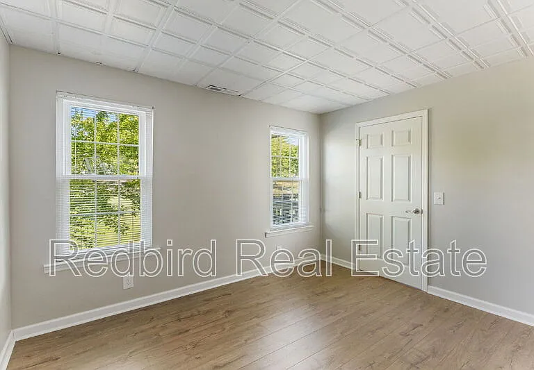 1057 Meandering Way — Photo 21