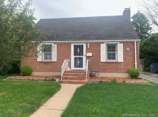 188 Gilman St, Hartford, CT 06114