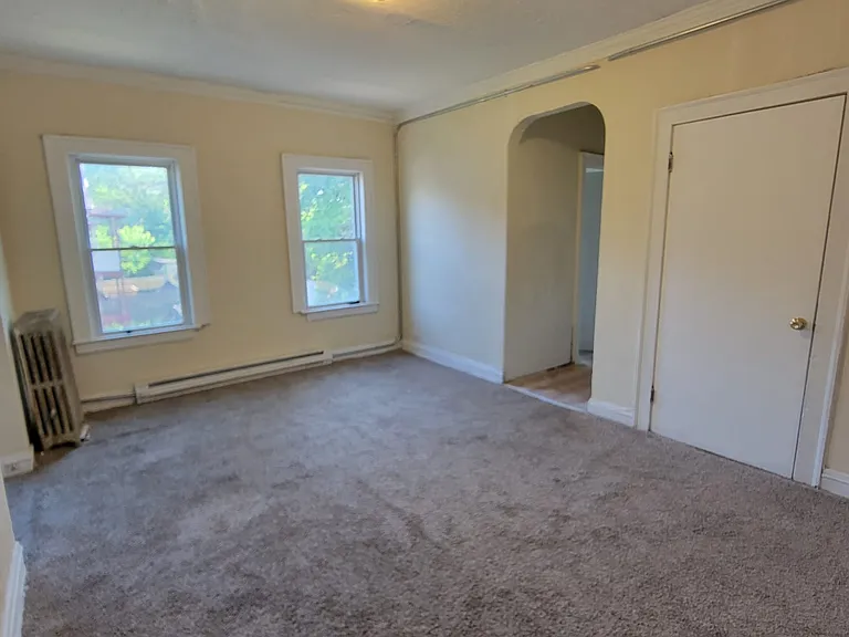 848 Linn Dr #1 — Photo 2