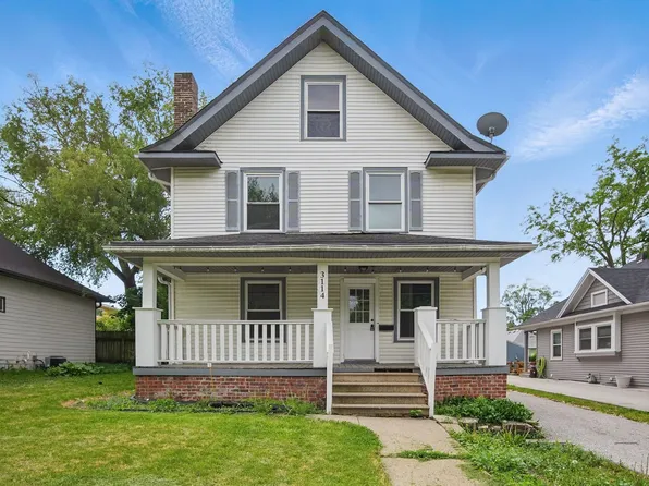 3114 School St, Des Moines, IA 50311