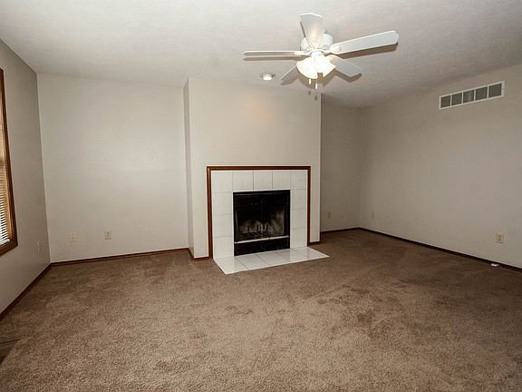2nd image of 1214 Eastport Dr #72