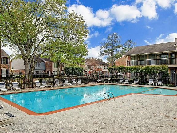 4th image of 5863 Sugar Hill Dr #12