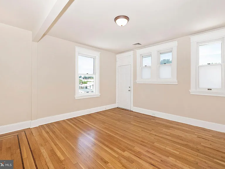 231 N Market St #3 — Photo 29