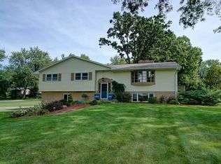 6600 S Oak Ln, Windsor, WI 53598