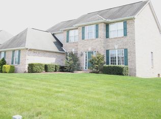 15 Dublin Dr, Newark, DE 19702