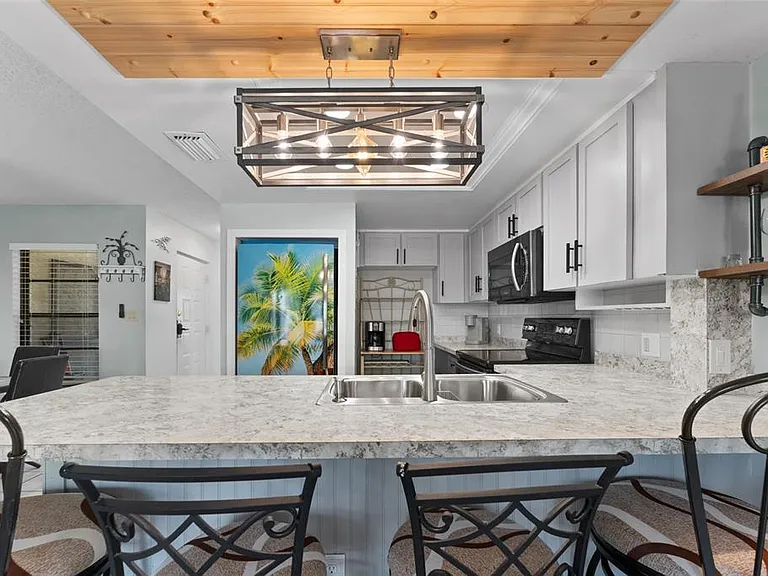 2571 Cyprus Dr #1-101 — Photo 12