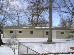 1902 Robin Dr, Warsaw, IN