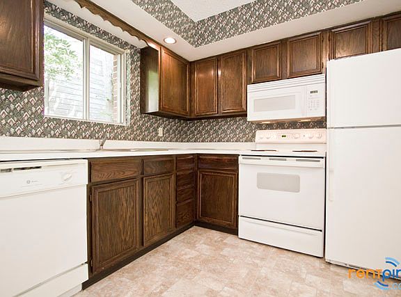 3rd image of 1448 Mulberry St APT 2