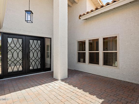 3rd image of 9886 E CINNABAR Avenue