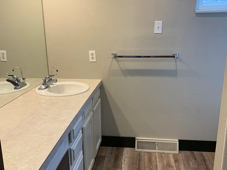 6460 E Wesley Ave — Photo 20