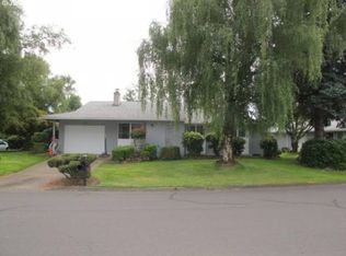 2224 Rhodora St, Forest Grove, OR 97116