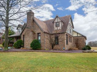 3466 W Edgewood St, Springfield, MO 65807