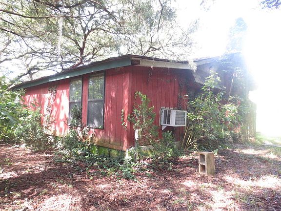 2nd image of 3950 NE 172nd Ave