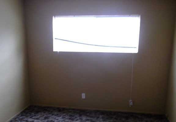 5th image of 4627 33rd St APT 4