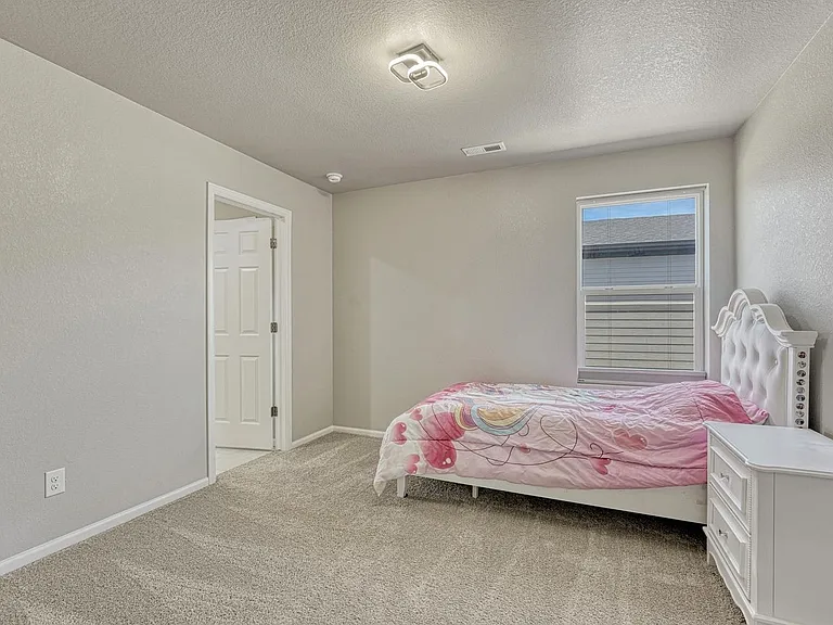 18205 Marsh Wren Ave — Photo 32