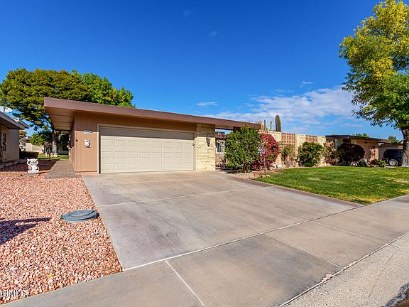 3rd image of 10322 W MANZANITA Drive