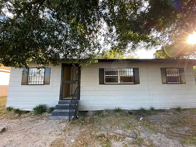 4638 America St — Photo 1