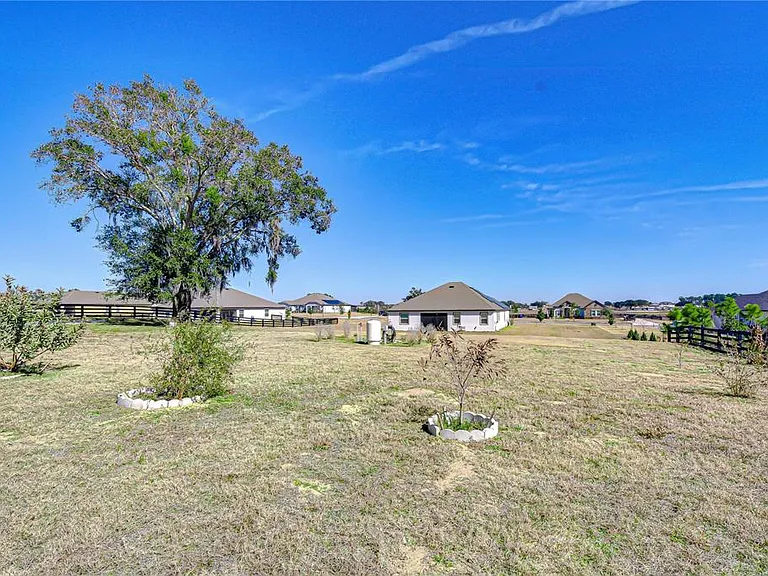10027 Dolphin Gull Cir — Photo 47