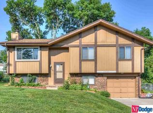 7704 S 76th Ave, La Vista, NE 68128