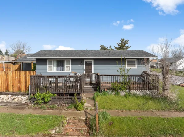 212 Tulsa Dr, Sturgis, SD 57785