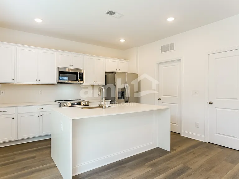 212 Pond Ridge Run — Photo 3
