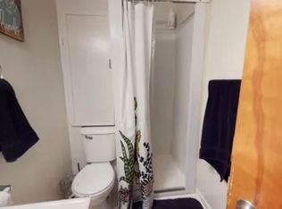 694 Lincoln Ave APT 2, Clawson, MI 48017