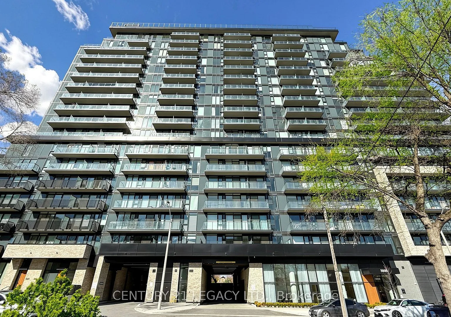 3 bed, $2,600 — Photo 2