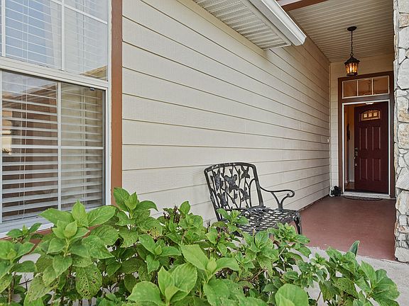 3rd image of 2891 Golden Pond Blvd