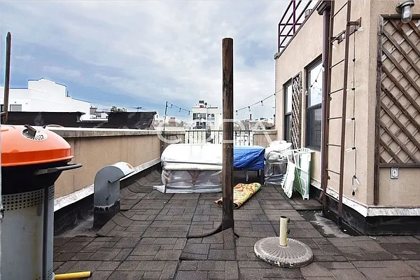 Rented by Coda Real Estate NYC | media 8