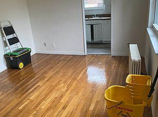 221-20 69th Ave #A7, Oakland Gardens, NY 11364