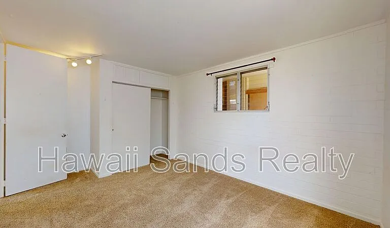 366 Poipu Dr — Photo 9