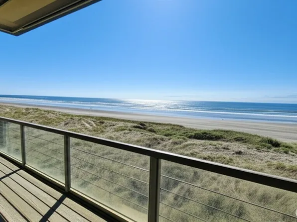 1355 Ocean Shores Boulevard SW #A, Ocean Shores, WA 98569