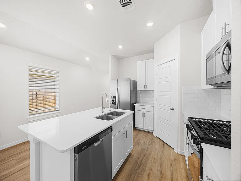 18718 Timber Glen Dr — Photo 11