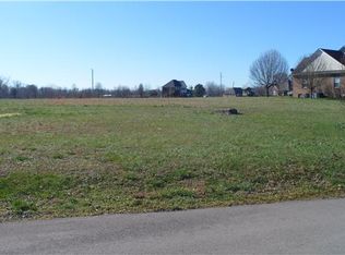 21 Elizabeth Ct #21, Ethridge, TN 38456