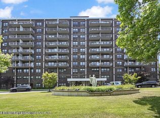 1100 Clove Rd APT 3-D, Staten Island, NY 10301