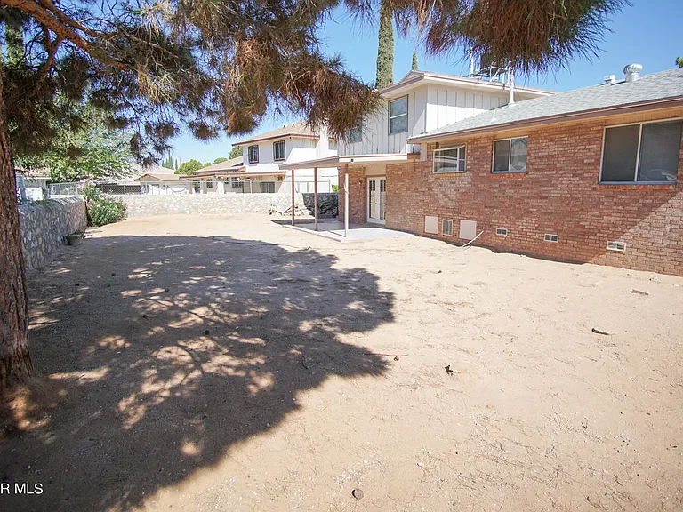 2348 Mermaid Dr — Photo 26