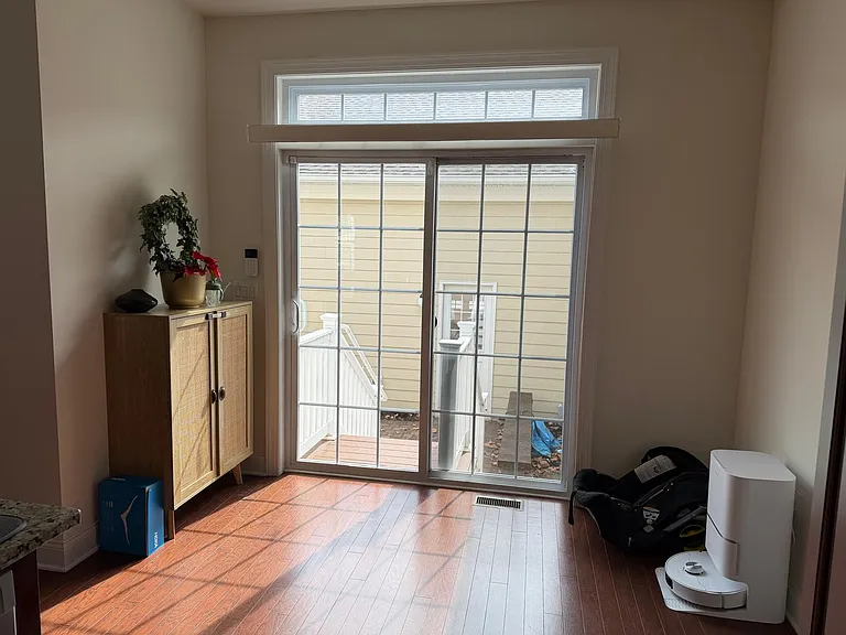 18 Peacock Way — Photo 6